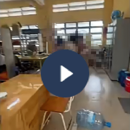 Vi:Deo Toàn Cảnh Sự Việc Phụ Huynh Tương Tác Thầy Giáo