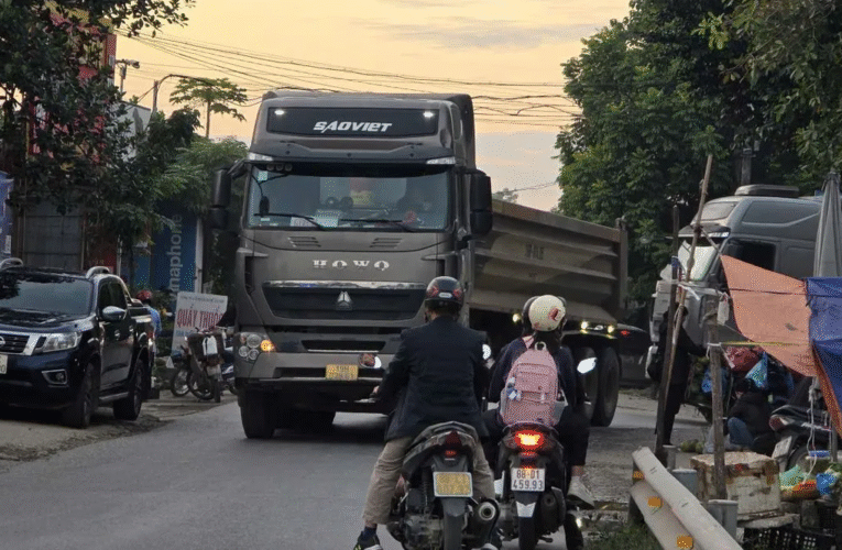 Phú Thọ: Điểm nghẽn giao thông đầu cầu Vĩnh Phú gây bức xúc cho người dân